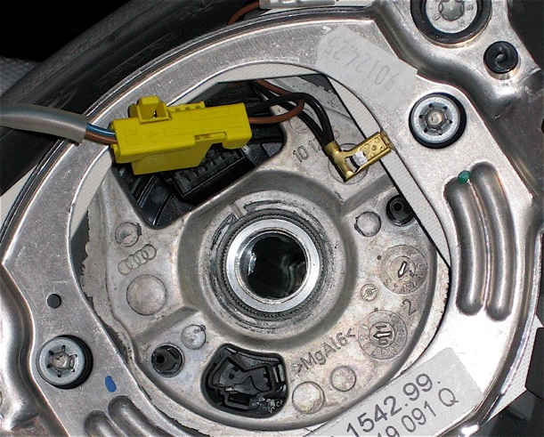 Audi Airbag Connector